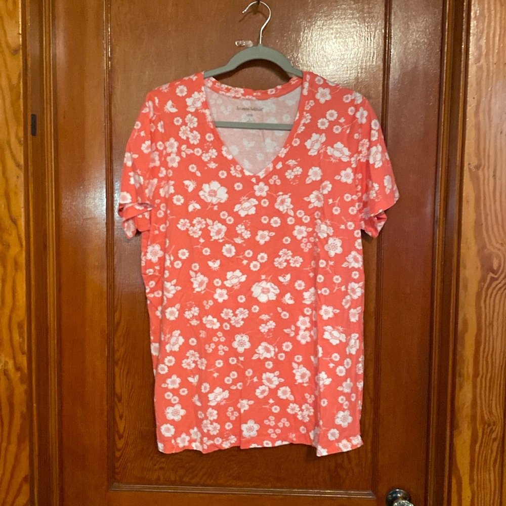 Womens 18/20 top. Woman Within. 18/20. Peach. Excellent condition.